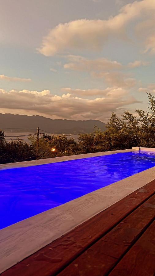 Nova Villa- Vista Frontal Para O Mar- Villa Amore Ilhabela Exterior foto